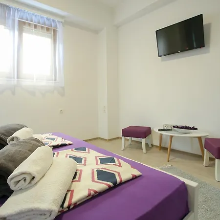 Guest house Stari *